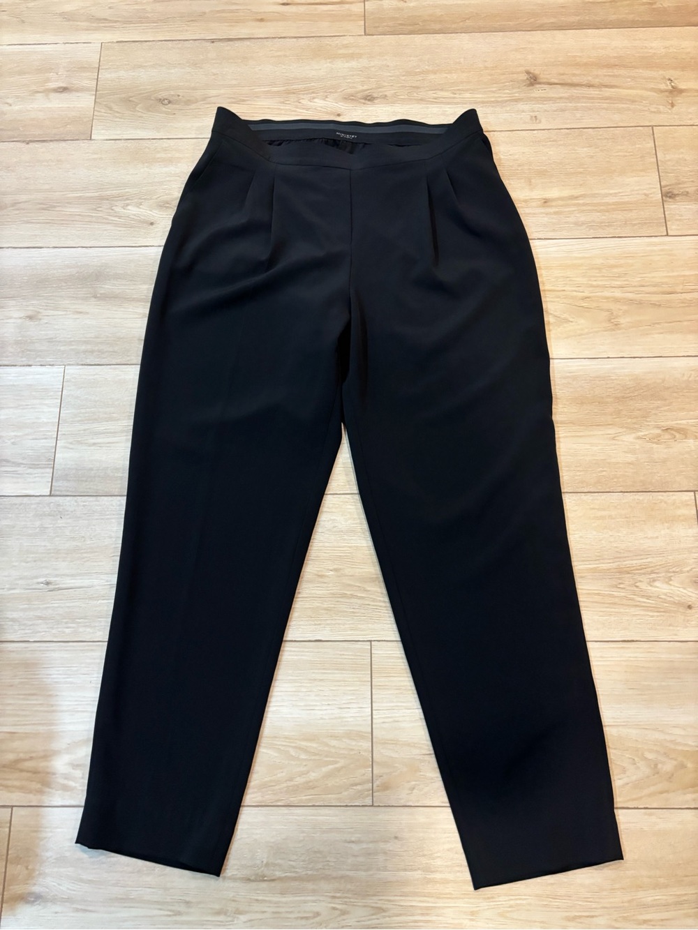 Ministry of Supply Swift Drape Pant size 10 black pleated stretch performance